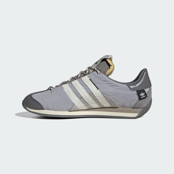 Adidas shoes online lowest 2025 price 92a1