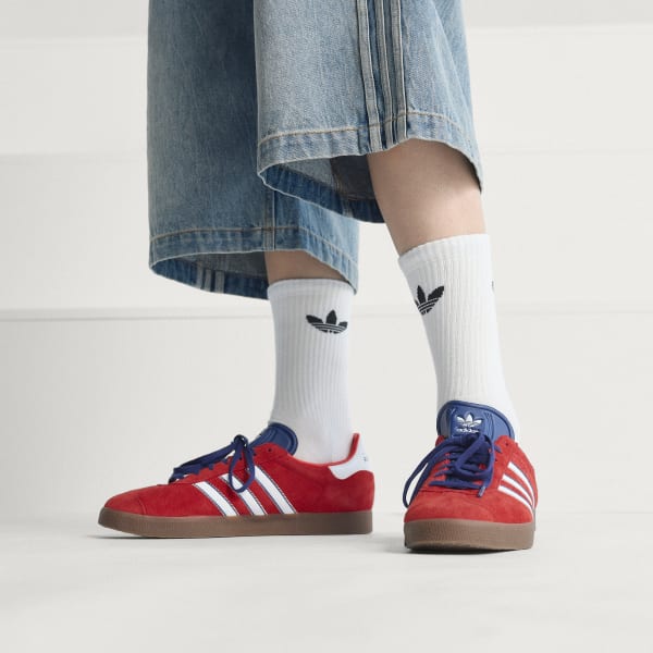 エピス・エ・ロランジェ Gazelle_Manchester_United_Shoe