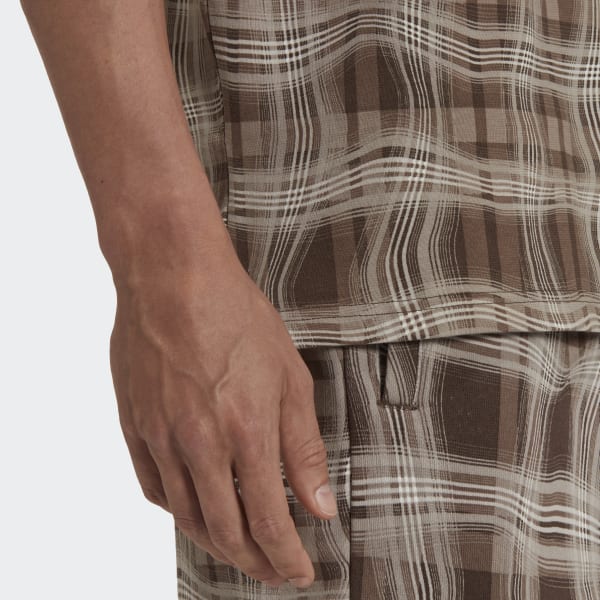 Brown Reveal Allover Print Short Sleeve Tee UB072