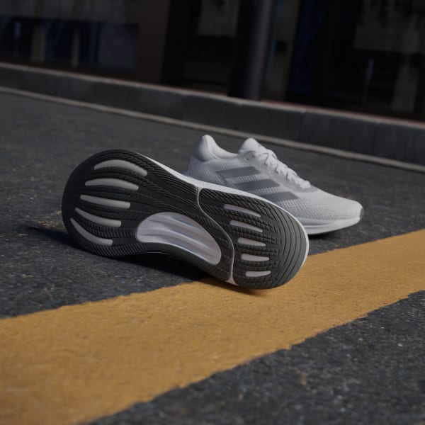 White Supernova Stride Running Shoes
