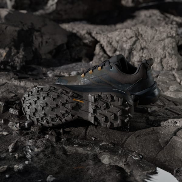 Green Terrex Skychaser AX5 GORE-TEX Hiking Shoes