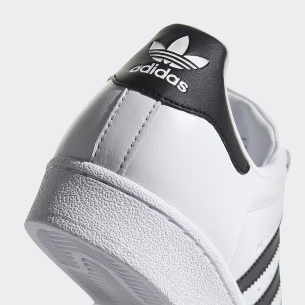 cq2610 adidas