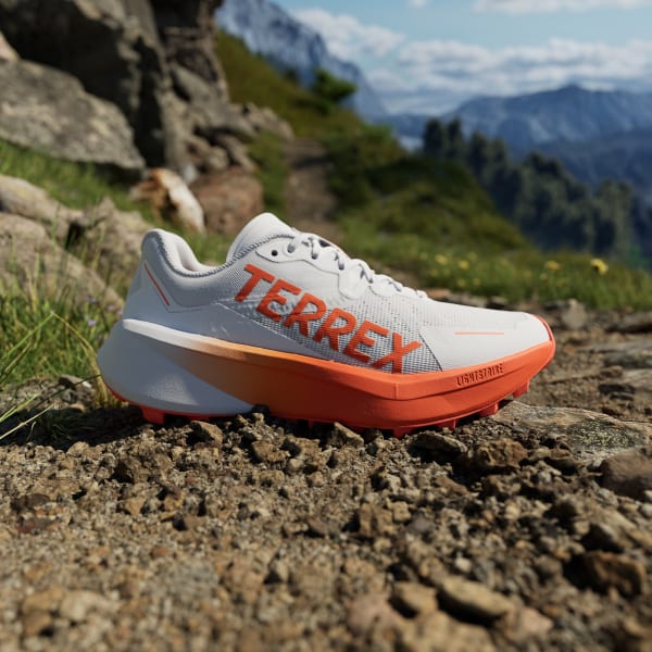 Blanc Chaussure de trail running Terrex Agravic 3