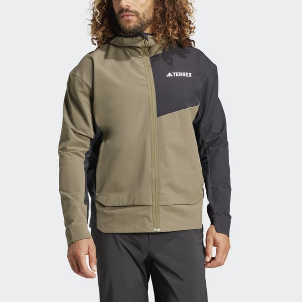 884。 Terrex_Multi_Softshell_Jacket_