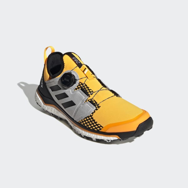 boa system running shoes