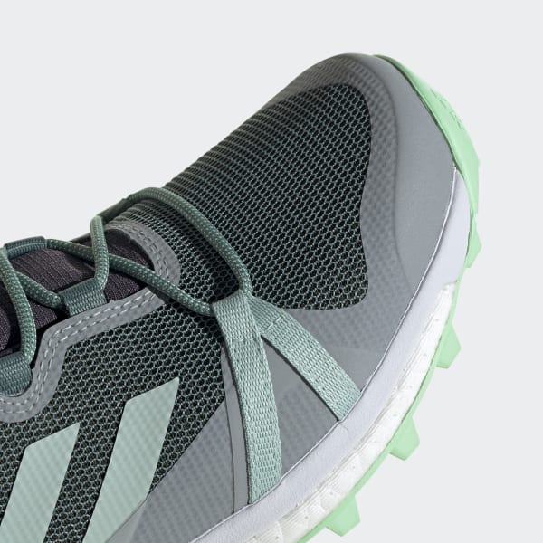 adidas TERREX Skychaser LT GORE TEX Wanderschuh Grün adidas TERREX Skychaser LT GORE TEX Wanderschuh Grün