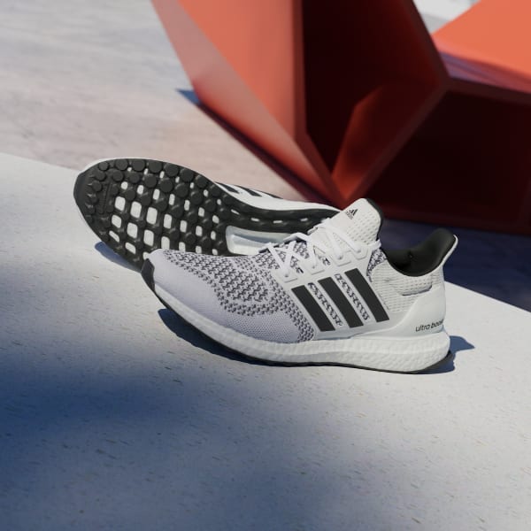 White ULTRABOOST 1.0 SHOES
