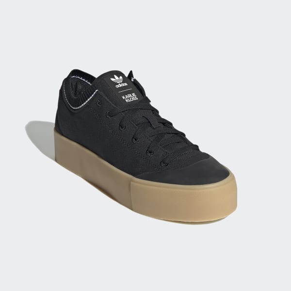 Adidas cheap 92 trainer