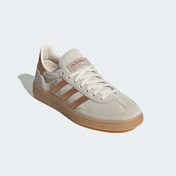adidas HANDBALL SPEZIAL SNEAKERS - Beige | Free Shipping with adiClub