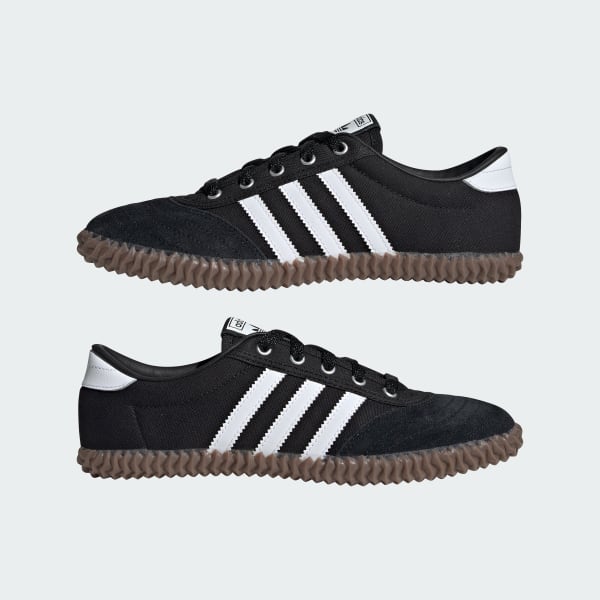 【Adidas コリア】 Volley Plimsole Shoes adidas' Volley Plimsole (& Its Crazy Squiggly Soles) Return