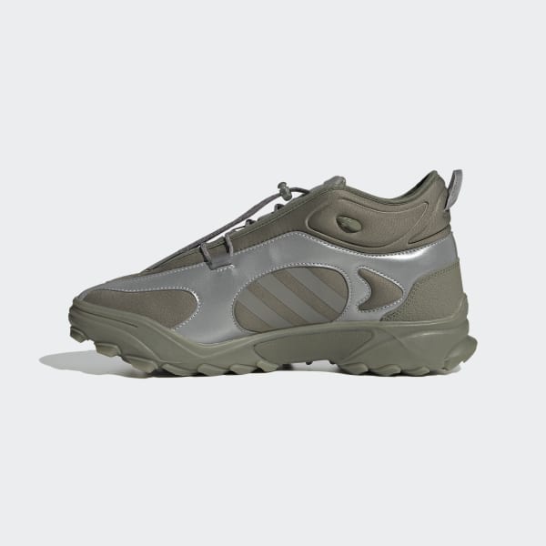 Adidas x 032c store
