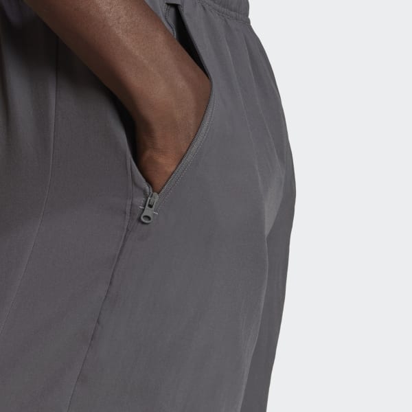 Gris Short d'entraînement en toile Train Essentials