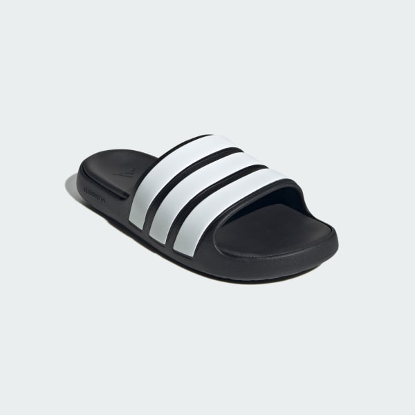 Hitam Slides Znsores