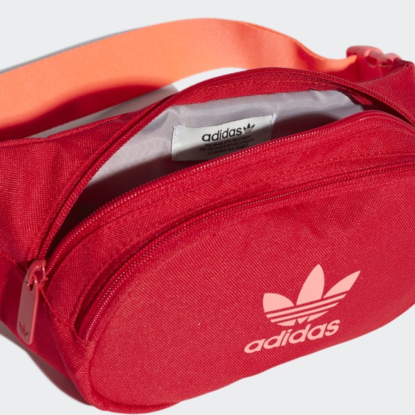 Crossbody Essential