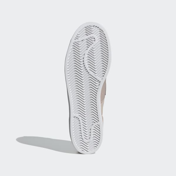 Superstar slip on sale on heren beige