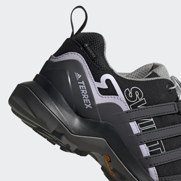 Czerń Terrex Swift R2 GORE-TEX Hiking Shoes EFU56