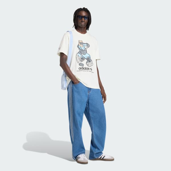 Wit Hockey Bear Graphic T-shirt