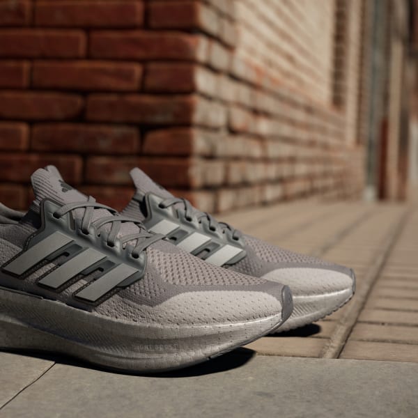 Adidas ultra boost dunkelgrau 2025