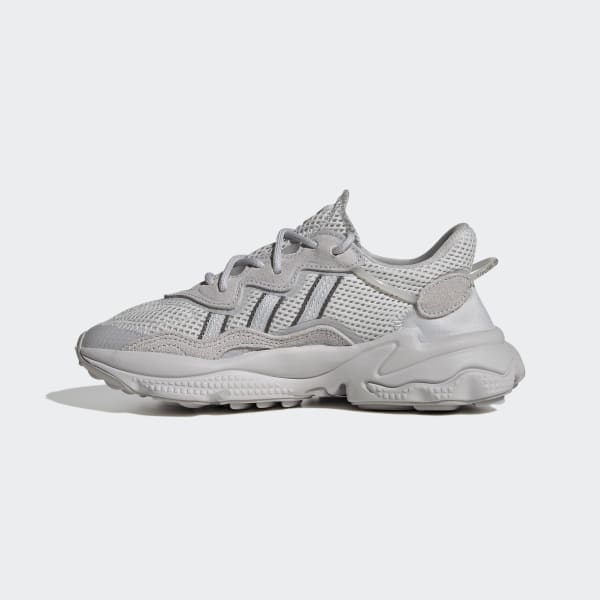 Adidas originals ozweego negras vector top