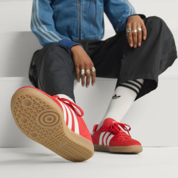 FCバイエルン！☆アディダスオリジナル☆Samba FC Bayern Shoes FCバイエルン☆アディダスSamba FC Bayern Indoor Soccer Shoes
