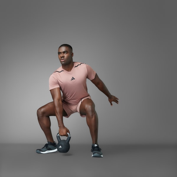 Merah-muda Kaus Seri Pro yang Dirancang untuk Latihan