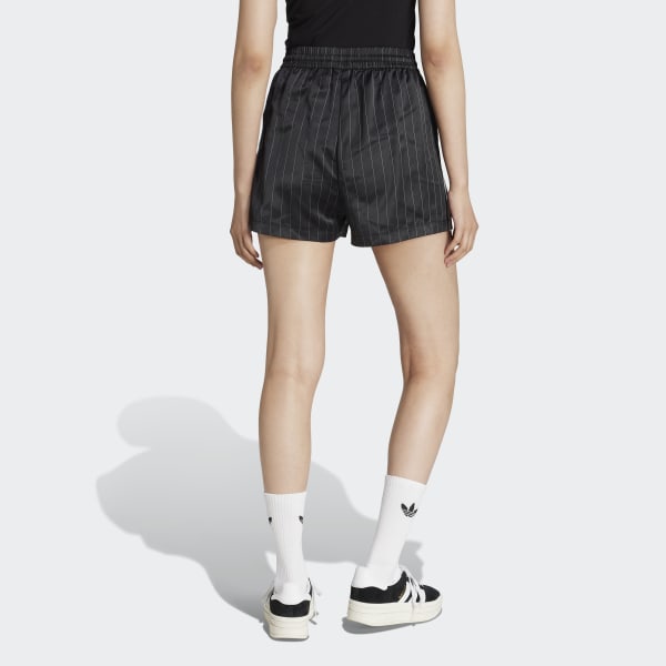 【ADIDAS】Pinstripe Satin Short Pants - Pink / KD2282 adidas Originals Pinstripe Satin Shorts - Pink | Free