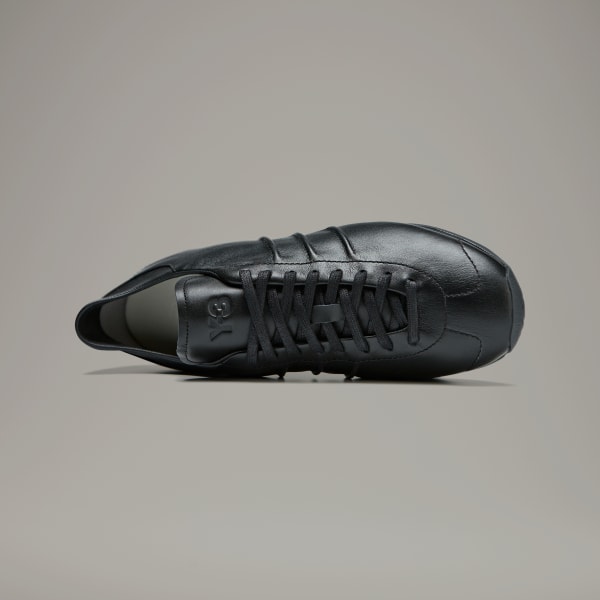 Black Y-3 Country