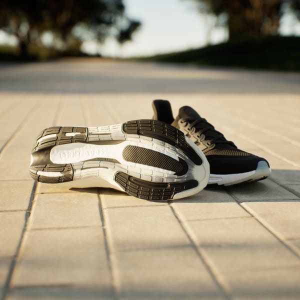 Siyah Ultraboost Light Ayakkabı