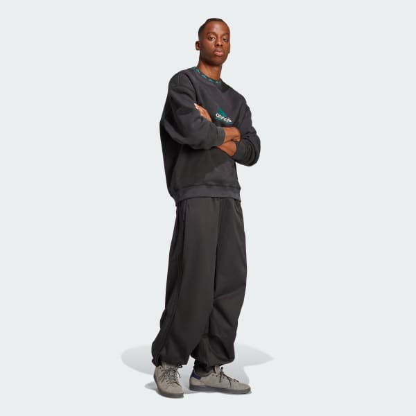Black EQT WASH CREWNECK SWTSHRT