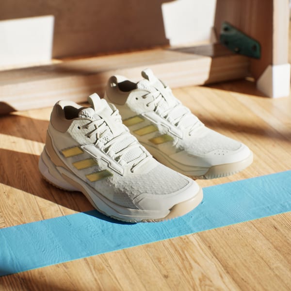 プクプク❤️ホワイトチヒロ✨ adidas Crazyflight 6 Mid Indoor Sneakers - White | Free Shipping