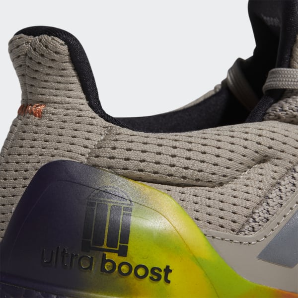 Adidas ultra store boost 2.0 Brown