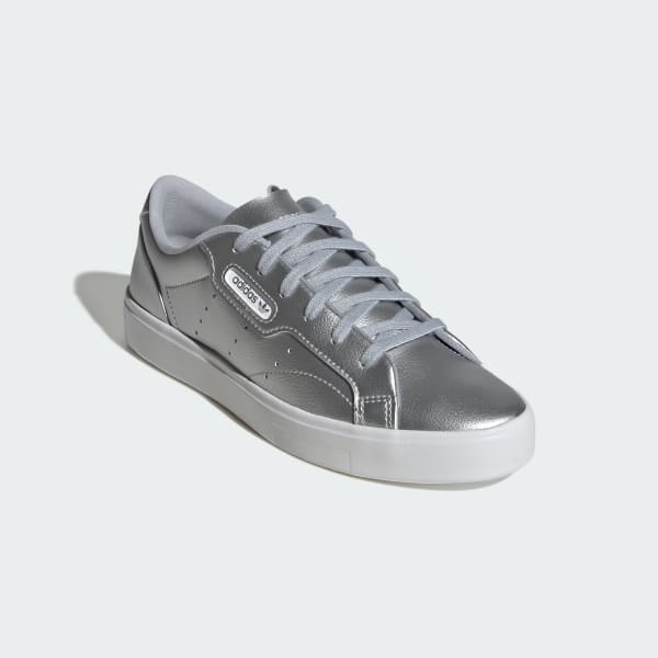 Plateado tenis adidas Sleek