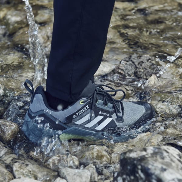 adidas Terrex Swift R3 GORE-TEX Hiking 