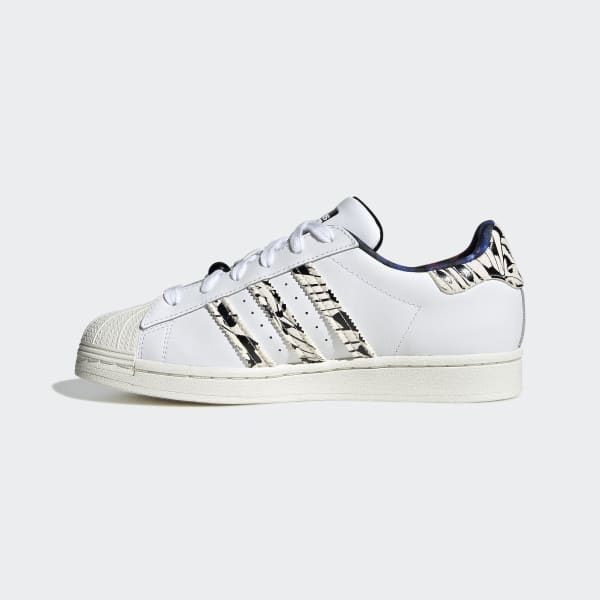 Super White adidas Superstar •