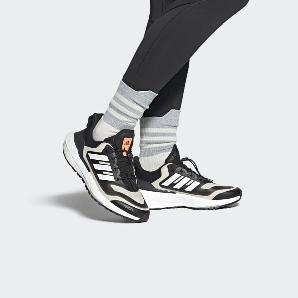 Adidas scarpe ultra 2025 boost 2.0