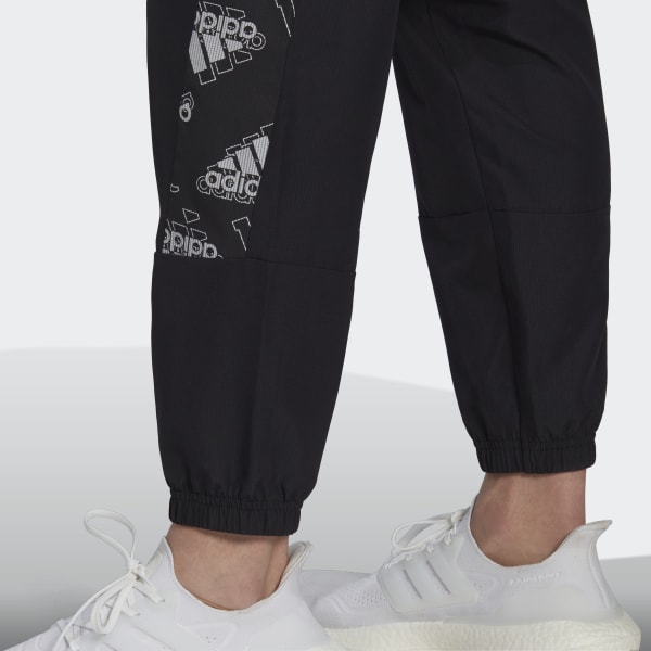 cerná Sportovní souprava Woven Allover Print UV642