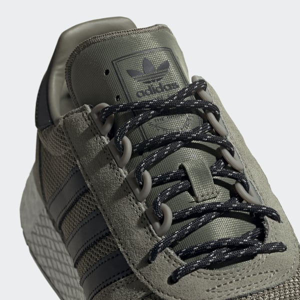 adidas army color shoes