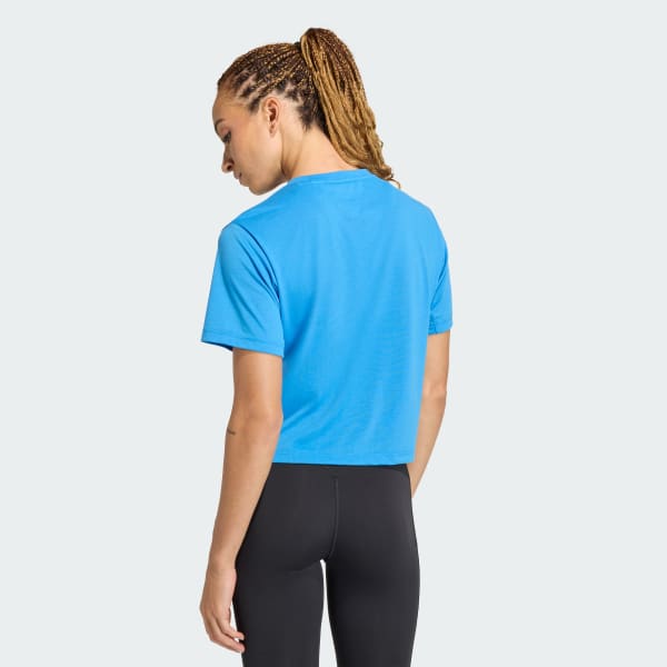 Azul Camiseta de performance com o logotipo grande da treinando Essentials