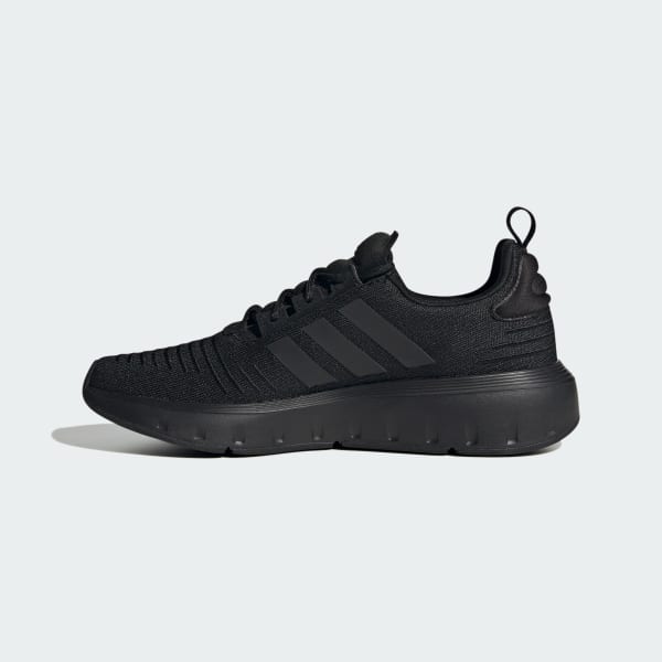 adidas swift run black black