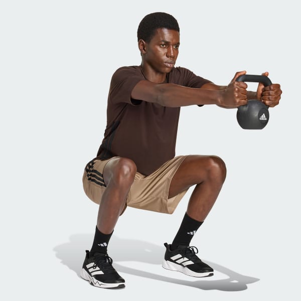 Marron SHORTS WORKOUT ESSENTIALS BASE 3 TIRAS DE TEJIDO PIQUÉ, LARGO DE 23 CM