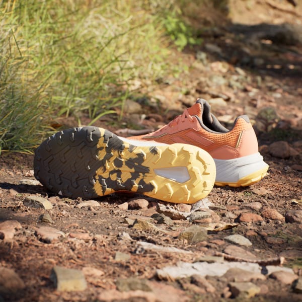 Amarillo Tenis de Trail Running Tracefinder