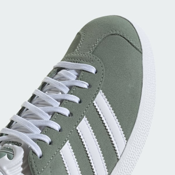 Base green adidas gazelle top