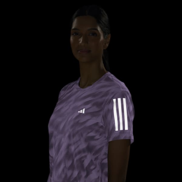 アディダス オウン ザ ラン 総柄プリント 半袖Tシャツ - パープル