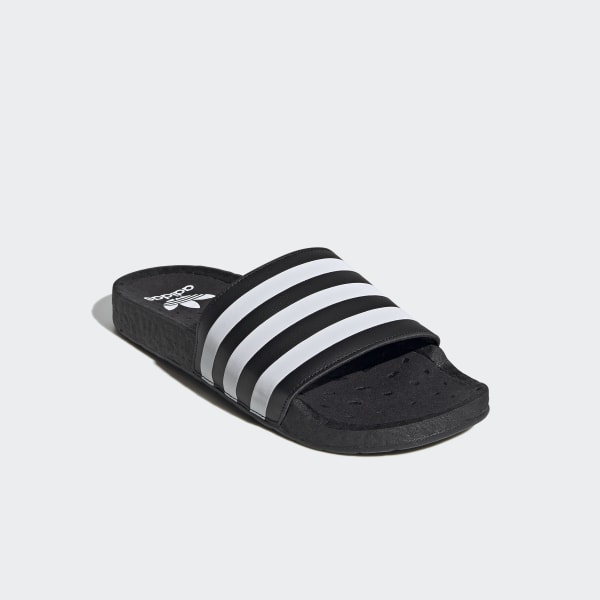 chinelo adilette boost preto