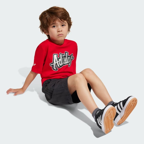 Merah Setelan T-Shirt dan Celana Pendek Anak