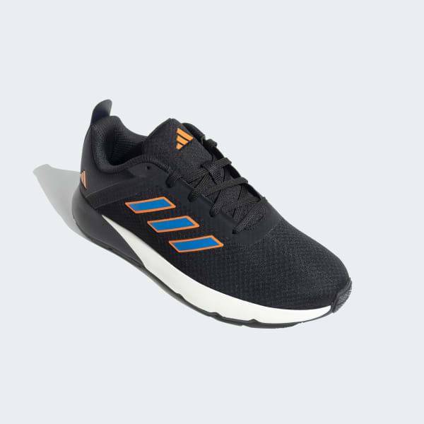 Black Luft Pace Running Shoes