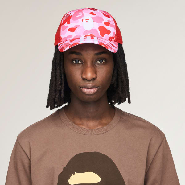 Rozowy CZAPKA Z DASZKIEM BAPE®