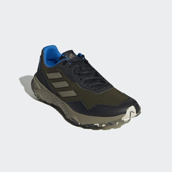 Dernier clearance chaussure adidas