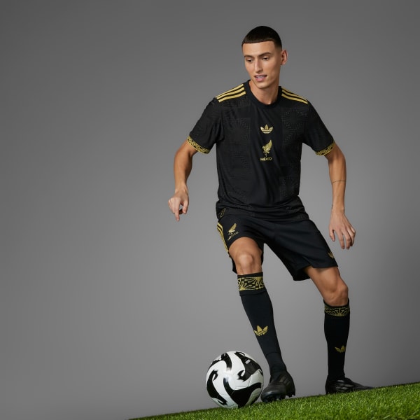 Sort Mexico 25 Gold shorts