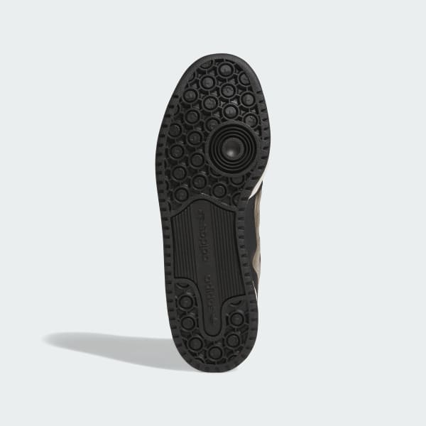 Black Forum Low CL Shoes